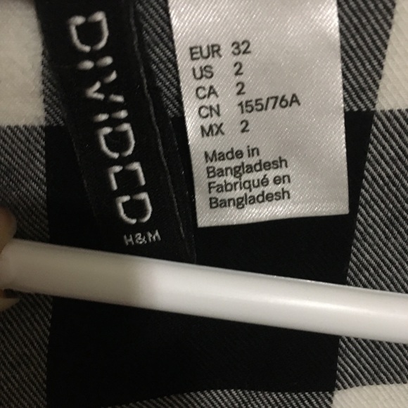 H&M Black & White Plaid Shirt - Picture 4 of 4